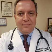 gastroenterologo apodaca Dr. Salvador Javier De la Garza González, Endoscopista