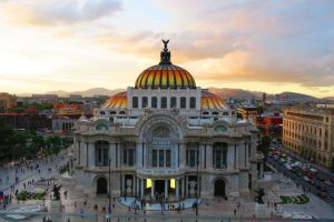 alquileres de motorhome en ciudad de mexico Conexion Travel | Renta de Camionetas con Chofer en CDMX