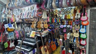 tiendas de guitarras en ciudad de mexico GUITARRAS OLMOS