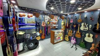 tienda de instrumentos musicales usados ciudad lopez mateos The Lira's House