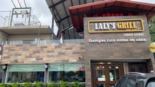restaurante suizo guadalupe Laly's Grill