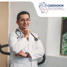cardiologo merida Dr. José Martín Santa Cruz Ruiz, Cardiólogo
