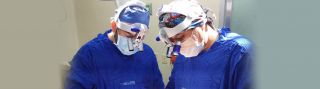 cirujano especialista en manos merida ICESS - Cirugía de mano y microcirugía. Dr. Javier Espinosa Valencia