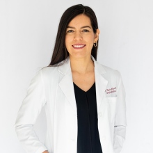 oftalmologo pediatra morelia Dra. Nadia Luz Casillas Chavarin, Oftalmólogo