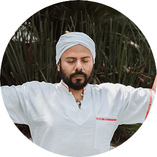 instructor de yoga saltillo La Casa del Guru Ram Das