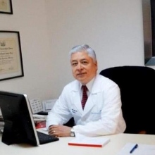 Manuel Ernesto Amador Olvera, Dermatólogo Durango